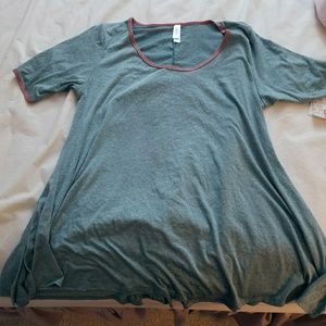 **final price ** Lularoe perfect t size small